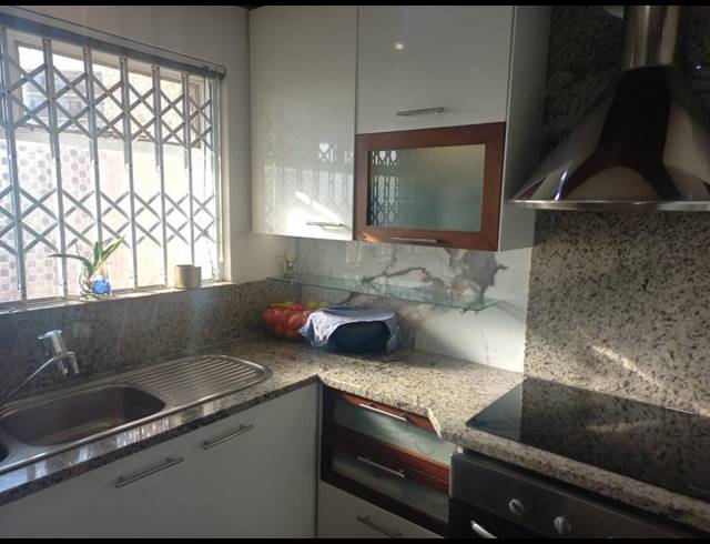 2 BEDROOM APARTMENT FOR SALE IN MORNINGSIDE
